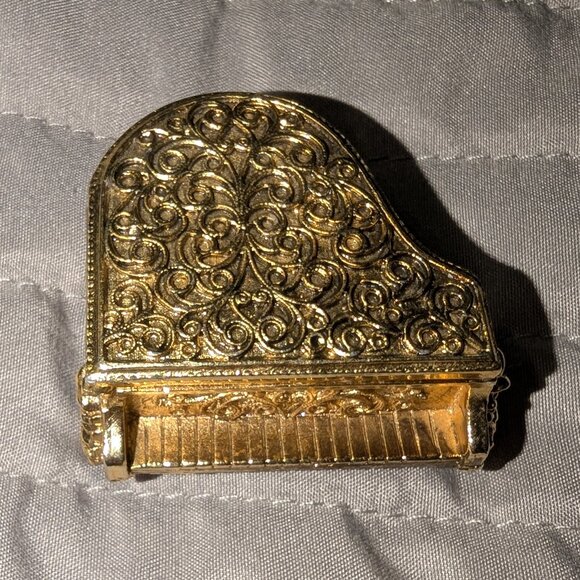 Avon Baby Grand Piano Gold-Tone Solid Fragrance Holder 4457 - Picture 1 of 8